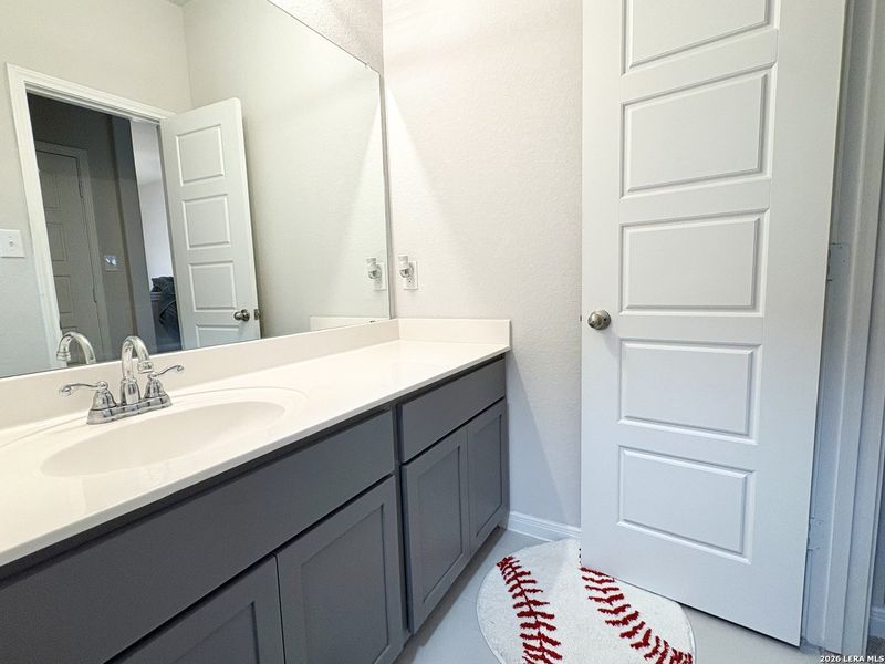 Furnished interior view inside a new home in Veramendi, New Braunfels (Image 46). Furnished interior view inside a new home in Veramendi, New Braunfels (Image 46).