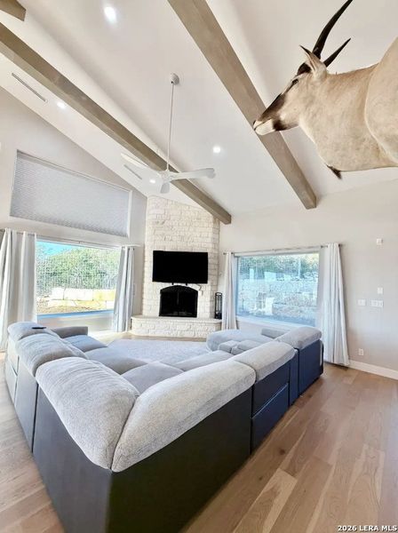 Furnished interior view inside a new home in , Bandera (Image 4).