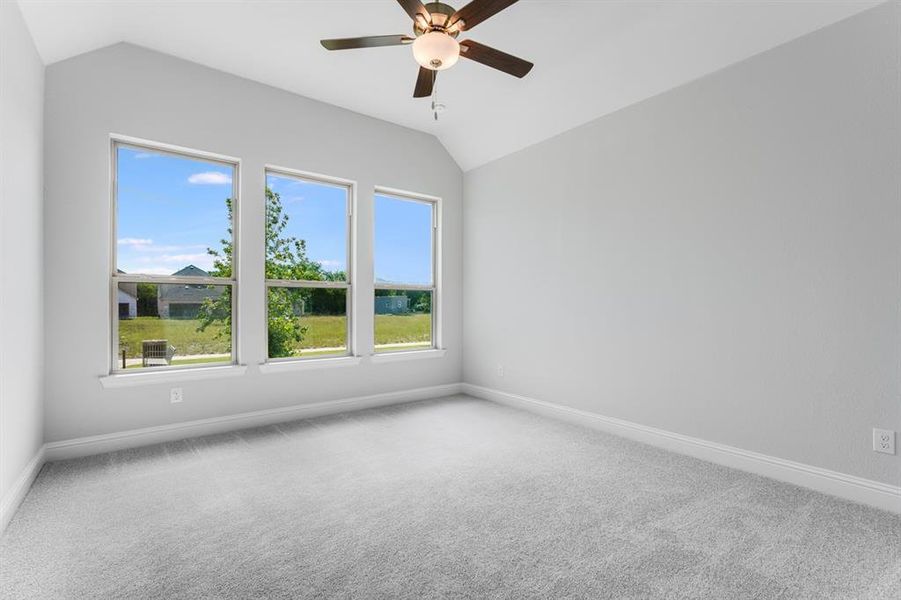 1112 Wheatgrass Mews ~ Ready Now! 1112 Wheatgrass Mews ~ Ready Now!