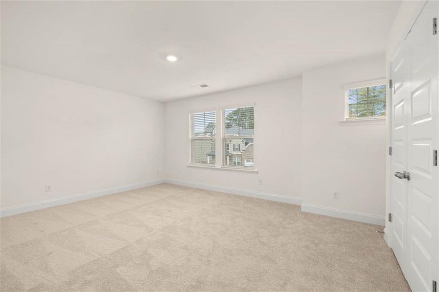 Spacious, unfurnished interior of a new home in Wildwood, Covington (Image 26).