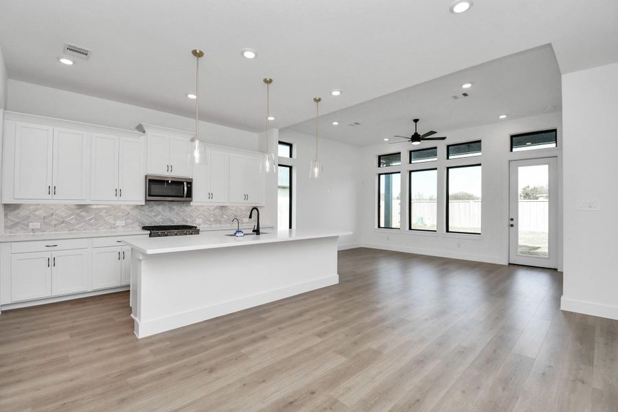 Image 33 of a home in Arabella on the Prairie: Premier Collection.