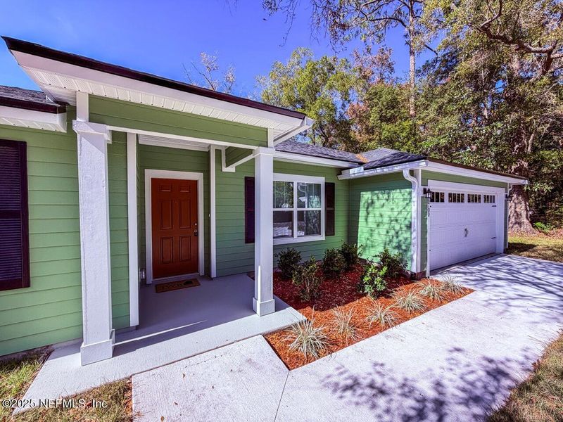 Exterior details and patio area of a home in , Jacksonville (Image 30). Exterior details and patio area of a home in , Jacksonville (Image 30).