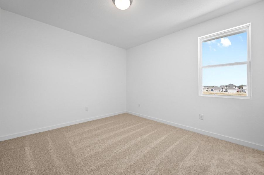 Spacious, unfurnished interior of a new home in The Porch at Du Pre, Buda (Image 18).