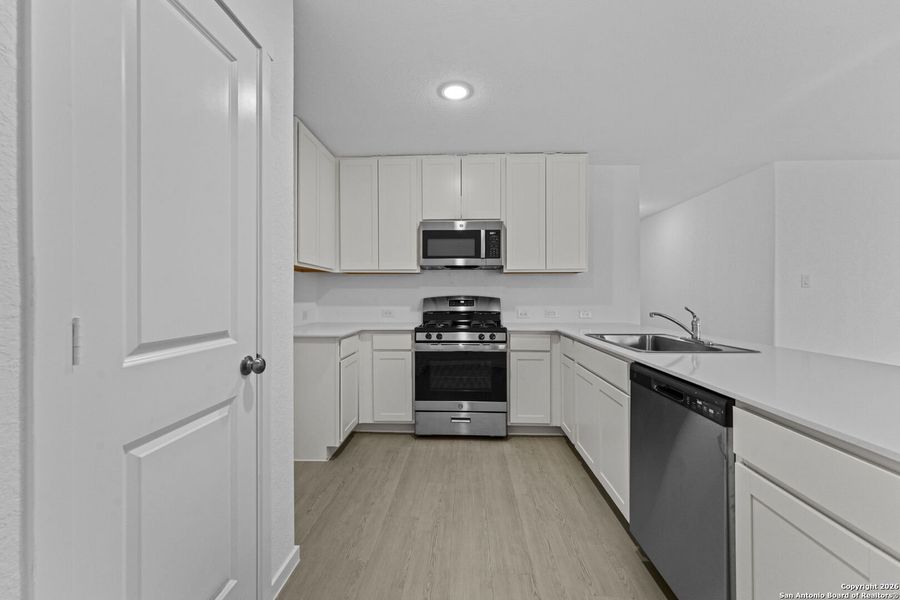 Furnished interior view inside a new home in , New Braunfels (Image 4).