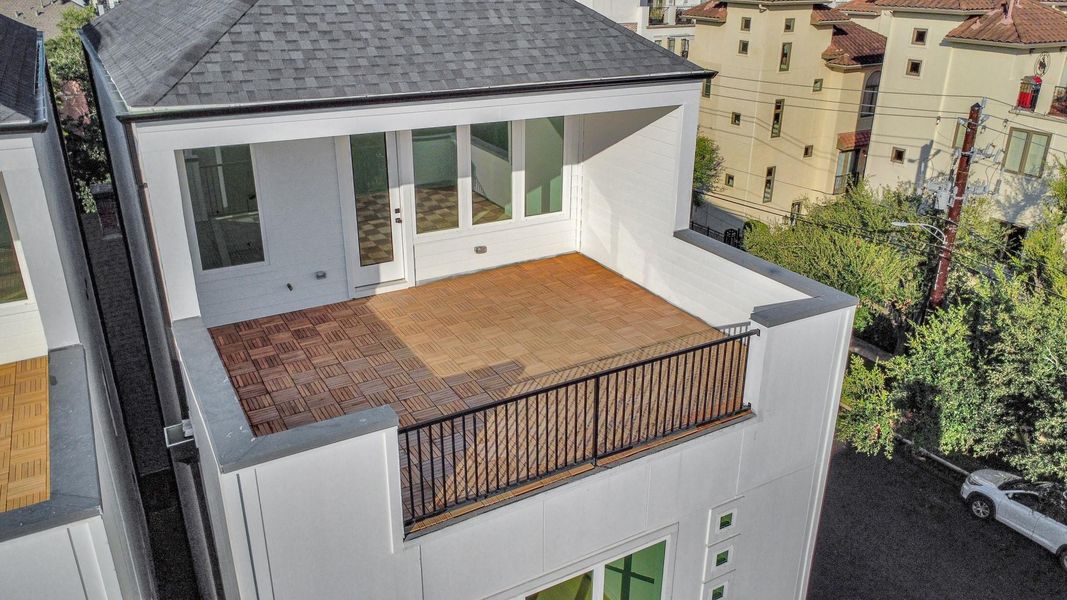 Image 34 of a home in .