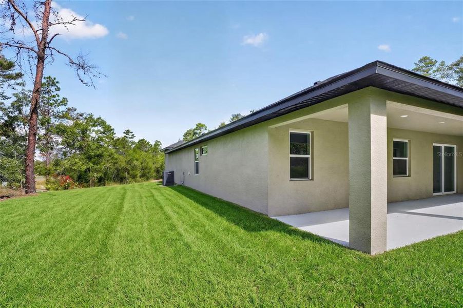 Exterior details and patio area of a home in , Homosassa (Image 4). Exterior details and patio area of a home in , Homosassa (Image 4).