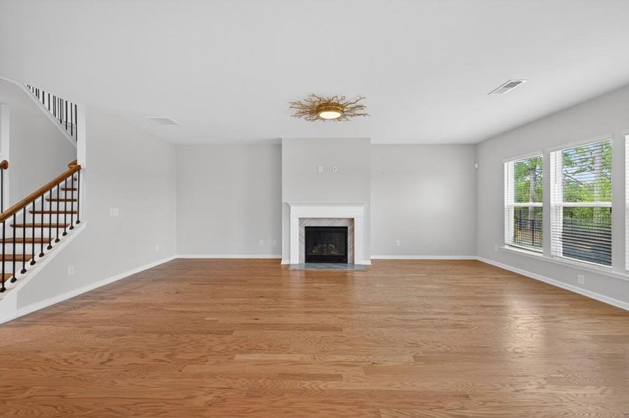 Spacious, unfurnished interior of a new home in Reunion, Flowery Branch (Image 36).