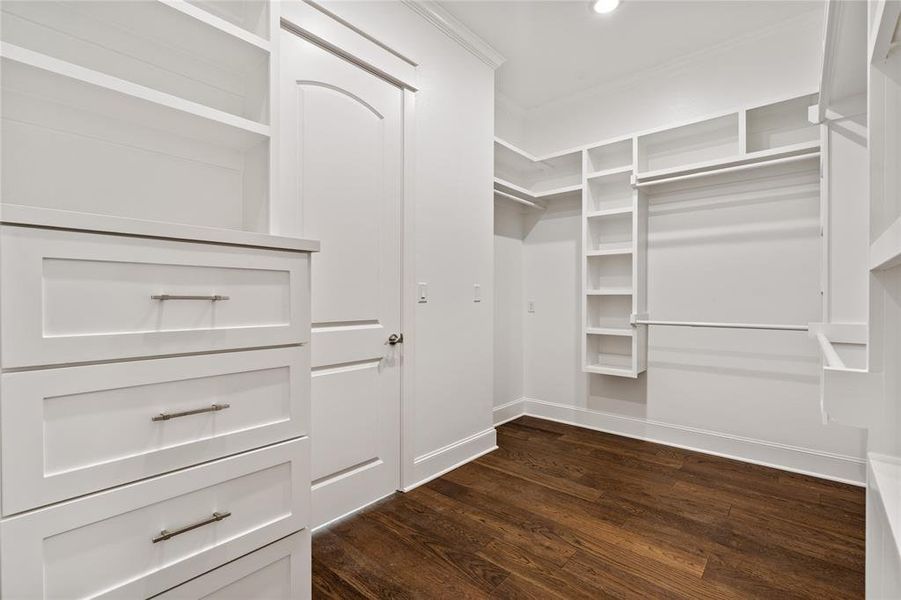 Spacious, unfurnished interior of a new home in , Bullard (Image 20).