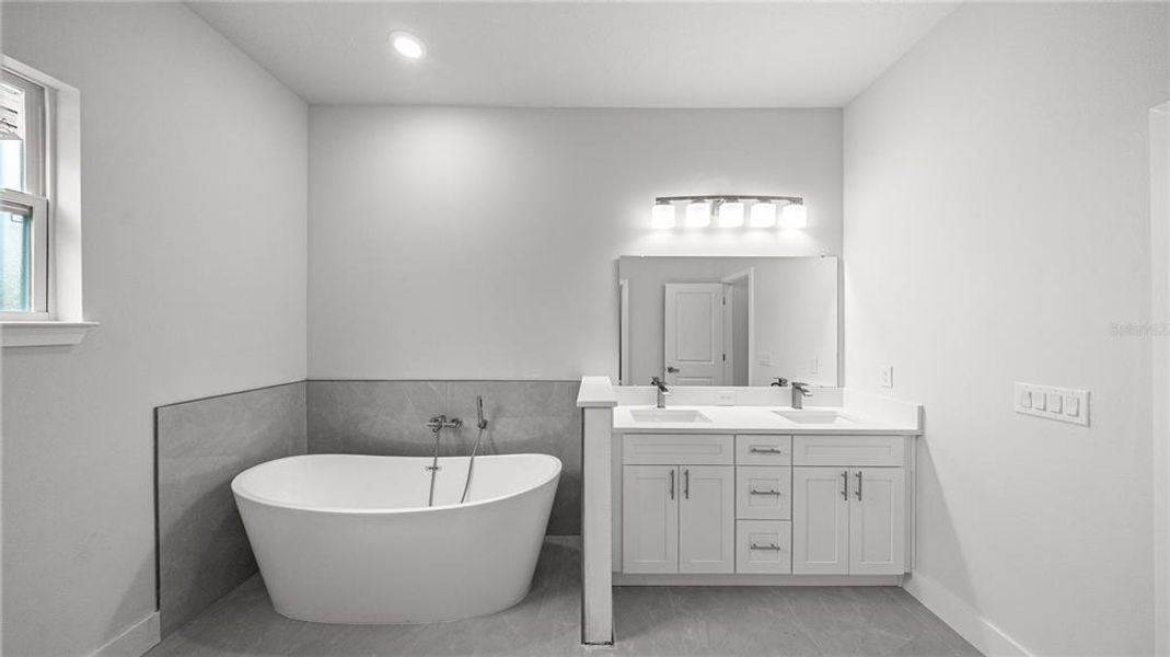 Furnished interior view inside a new home in , Port Charlotte (Image 14).