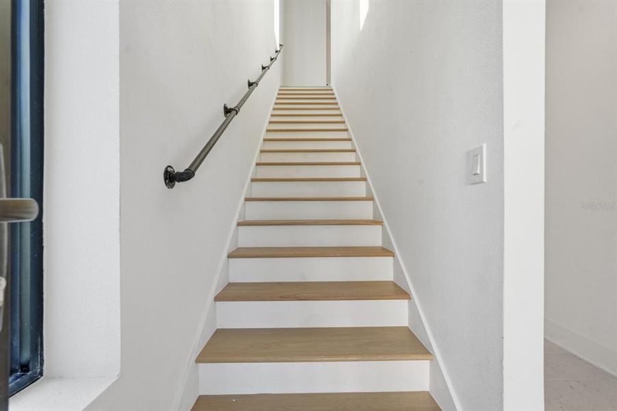 Spacious, unfurnished interior of a new home in , Flagler Beach (Image 16).