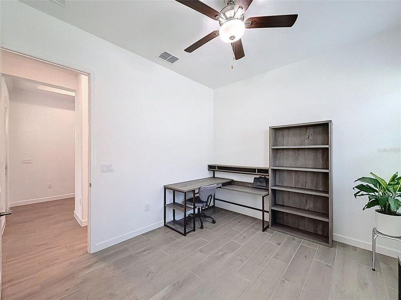 Spacious, unfurnished interior of a new home in Southshore Bay: The Estates, Wimauma (Image 21). Spacious, unfurnished interior of a new home in Southshore Bay: The Estates, Wimauma (Image 21).