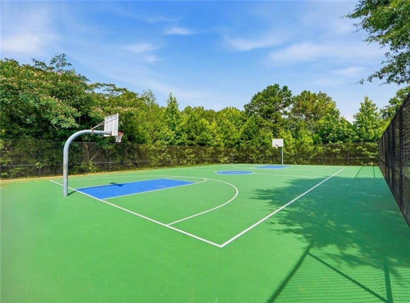 Community amenities in Henson Square, Lawrenceville (Image 25).