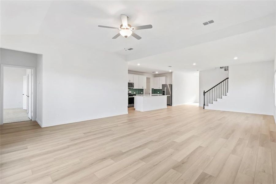 Spacious, unfurnished interior of a new home in River Ridge, Crandall (Image 12).