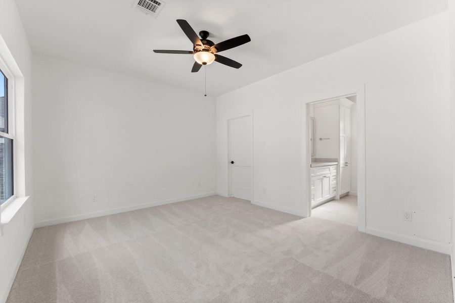 Spacious, unfurnished interior of a new home in , Spring (Image 26). Spacious, unfurnished interior of a new home in , Spring (Image 26).