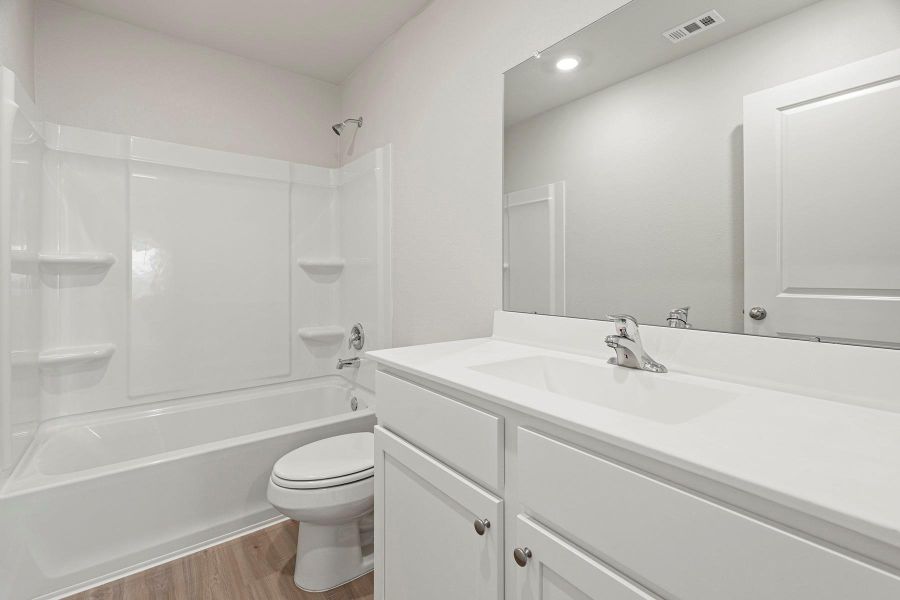 Furnished interior view inside a new home in , Iowa Colony (Image 7). Furnished interior view inside a new home in , Iowa Colony (Image 7).