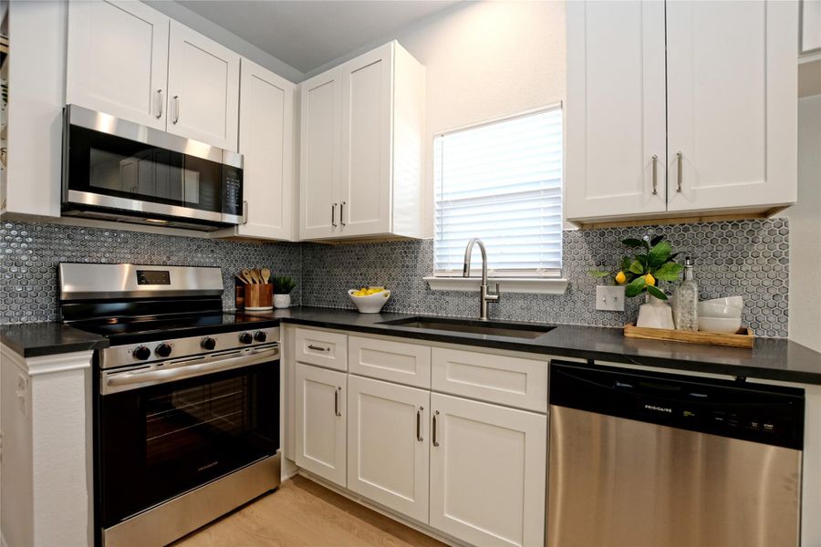 Close-up of interior finishes inside a home in , Round Rock (Image 16). Close-up of interior finishes inside a home in , Round Rock (Image 16).