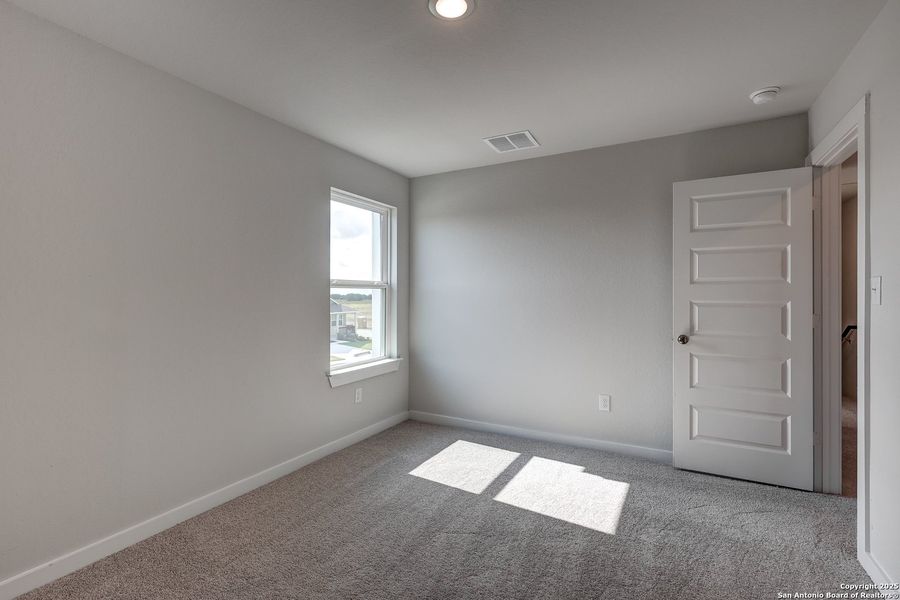Spacious, unfurnished interior of a new home in Hiddenbrooke, Seguin (Image 29). Spacious, unfurnished interior of a new home in Hiddenbrooke, Seguin (Image 29).