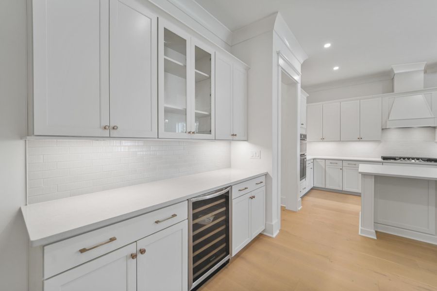 Furnished interior view inside a new home in , Hollywood (Image 16).