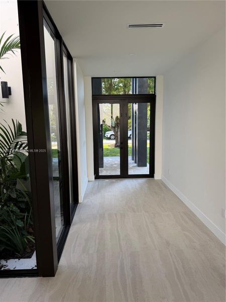 Spacious, unfurnished interior of a new home in , Miami (Image 25). Spacious, unfurnished interior of a new home in , Miami (Image 25).