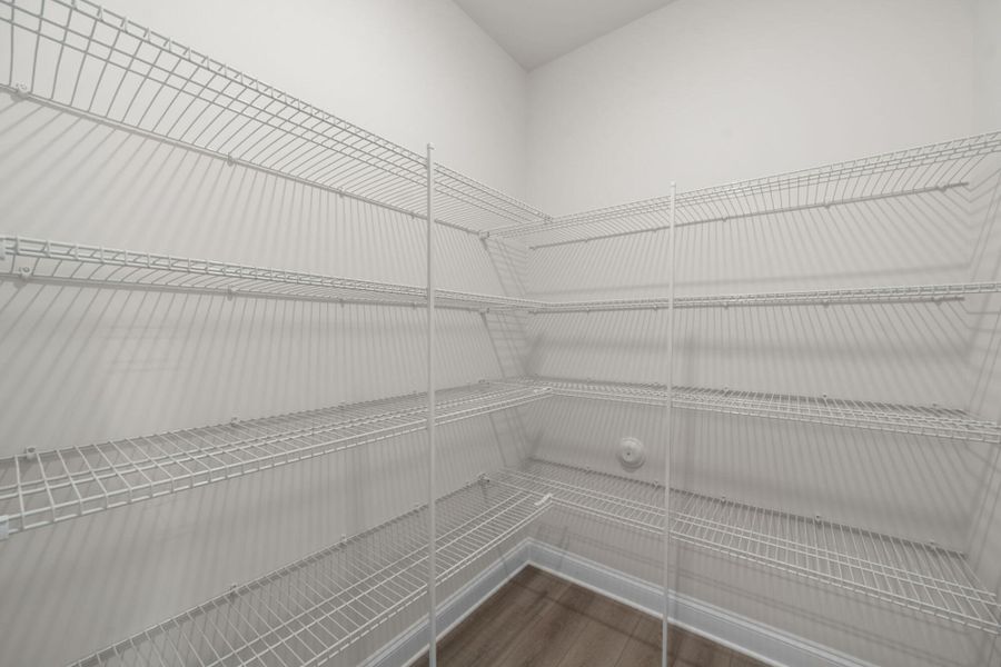 Spacious, unfurnished interior of a new home in Pisgah Park, Kernersville (Image 27).