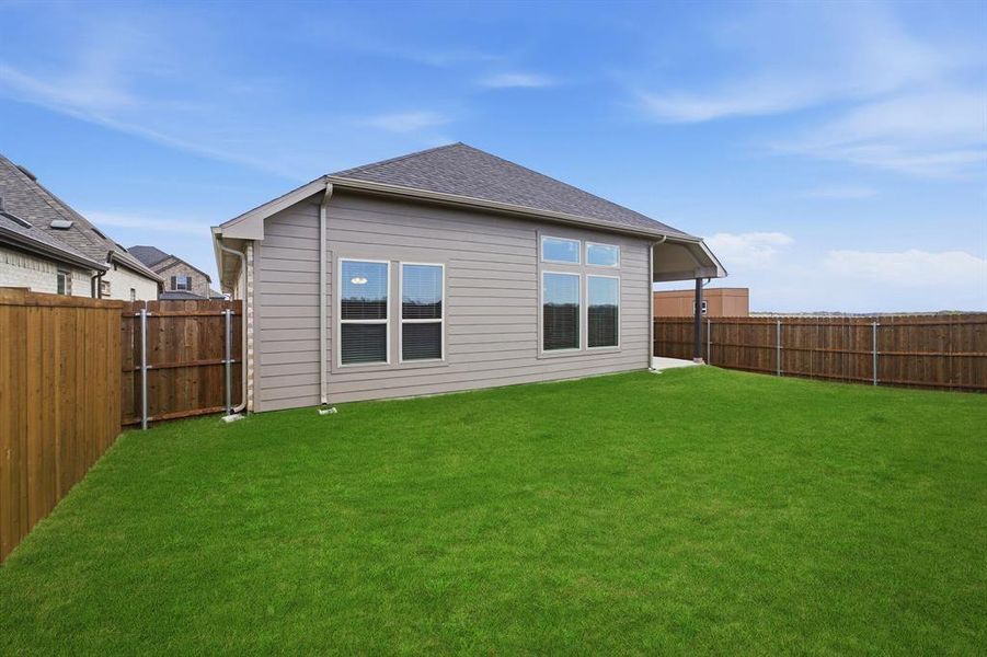 Exterior details and patio area of a home in Westridge, McKinney (Image 19).