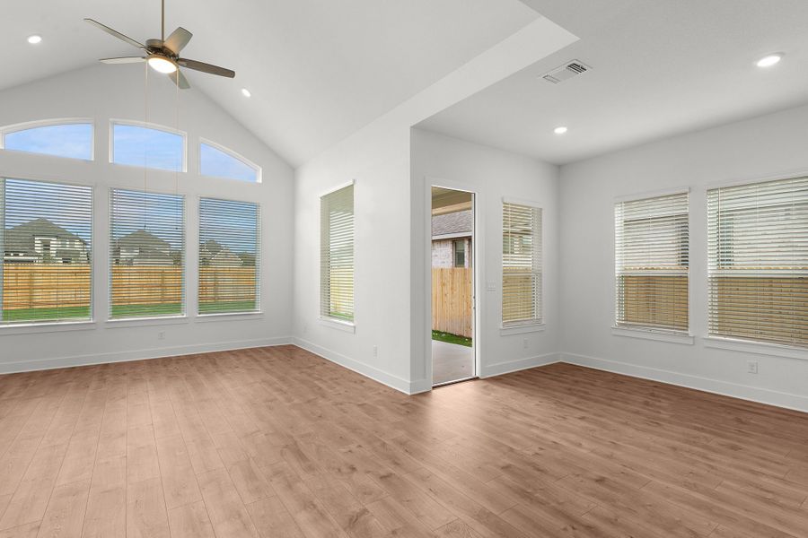 Spacious, unfurnished interior of a new home in Lariat, Liberty Hill (Image 68). Spacious, unfurnished interior of a new home in Lariat, Liberty Hill (Image 68).