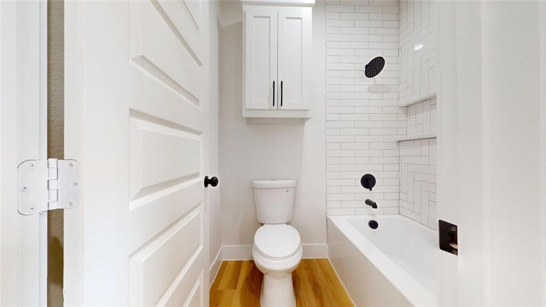 Image 34 of a home in .