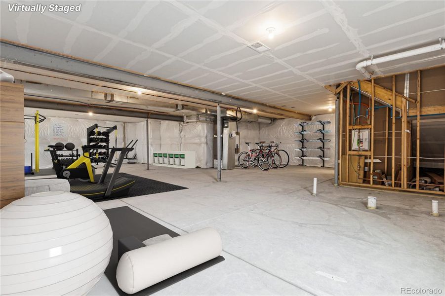 VIRTUALLY STAGED PHOTO VIRTUALLY STAGED PHOTO