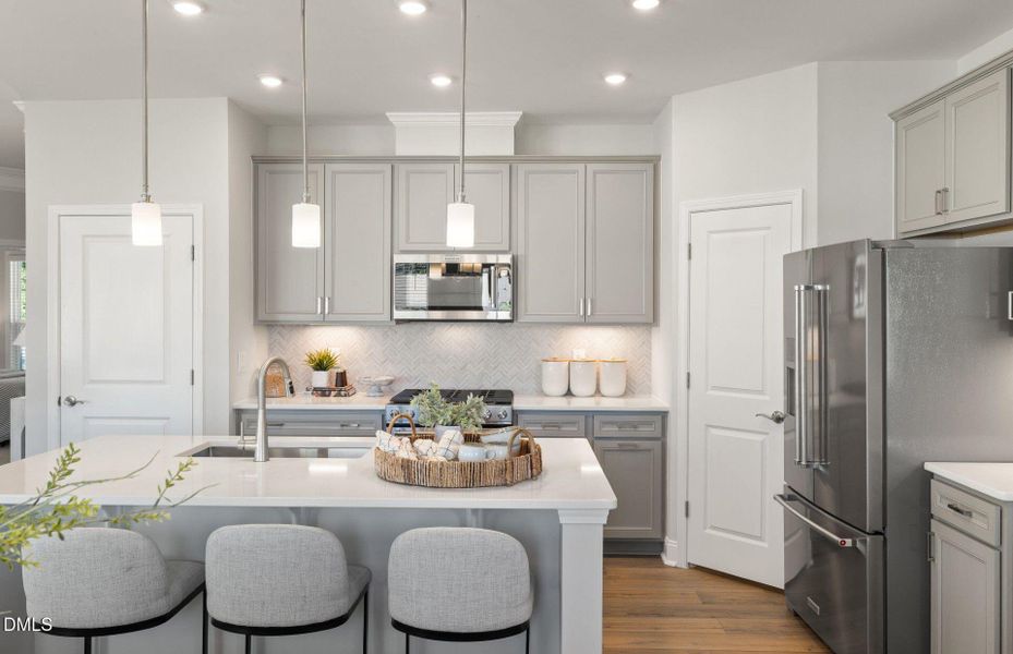 LOT 04 Mercer - 103 W Star Foal Ln (8)