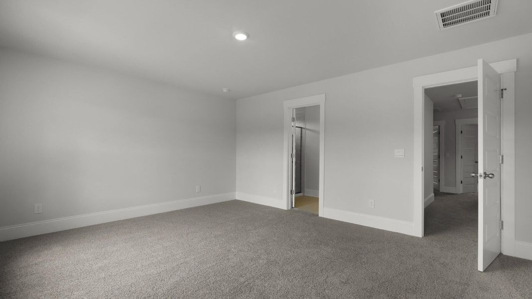 Spacious, unfurnished interior of a new home in Sheep Island, Summerville (Image 20). Spacious, unfurnished interior of a new home in Sheep Island, Summerville (Image 20).