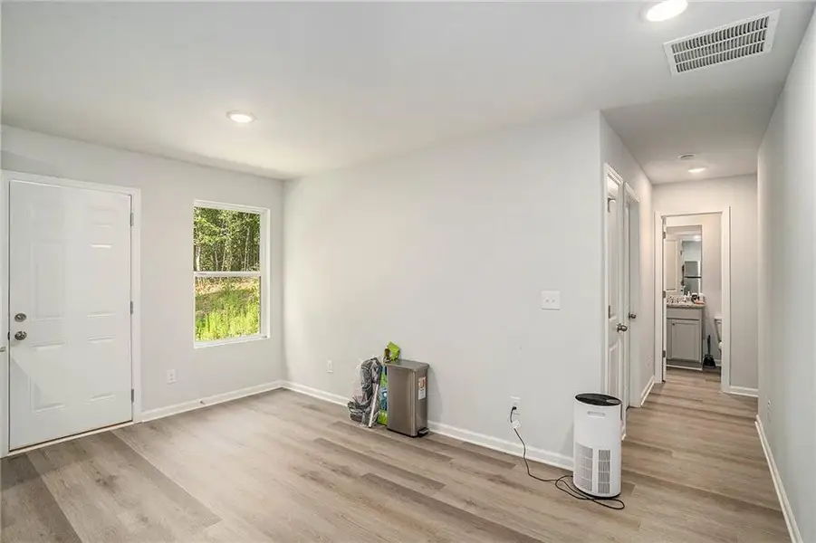 Spacious, unfurnished interior of a new home in , Covington (Image 25).