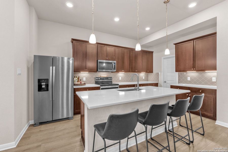 Furnished interior view inside a new home in Saddle Creek Ranch, Cibolo (Image 7). Furnished interior view inside a new home in Saddle Creek Ranch, Cibolo (Image 7).