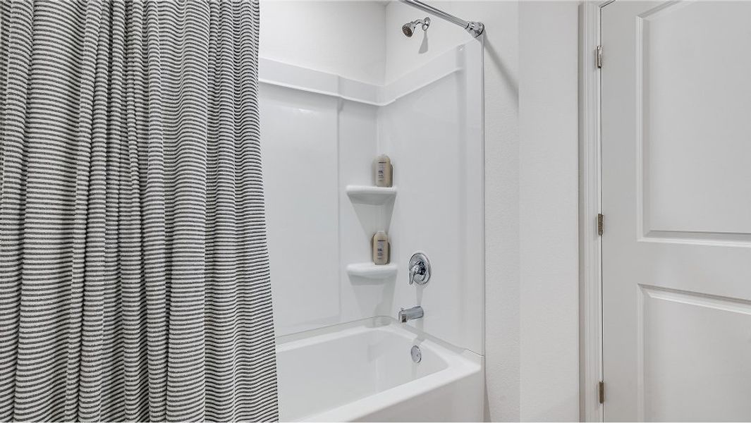 Grove CORE 3320 Newlin Bath2 2of2 Base2 4 15 25