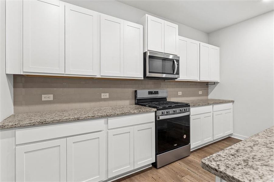 Furnished interior view inside a new home in , Grayson (Image 16).