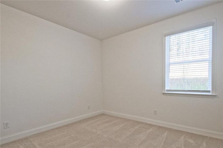 Spacious, unfurnished interior of a new home in Paces Estates, Lithia Springs (Image 28).