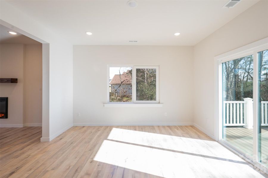 Spacious, unfurnished interior of a new home in , Hickory (Image 15).