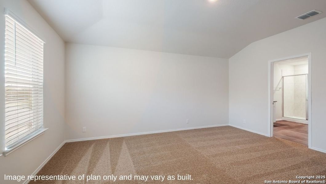 Spacious, unfurnished interior of a new home in Stonehill, San Antonio (Image 11).
