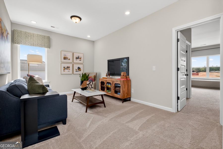 Furnished interior view inside a new home in Stonebridge North, Macon (Image 24).
