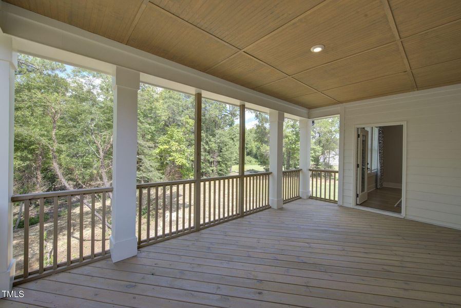 Low_Resolution_JPG-RAW_WYNP-0019-00_Chan Low_Resolution_JPG-RAW_WYNP-0019-00_Chan