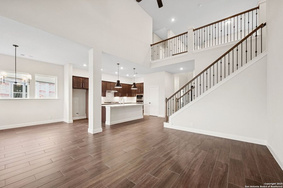 Spacious, unfurnished interior of a new home in Windsong - Reserve Series, Boerne (Image 27). Spacious, unfurnished interior of a new home in Windsong - Reserve Series, Boerne (Image 27).