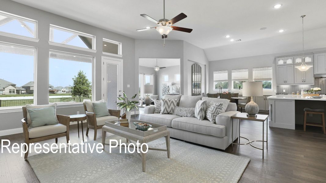 Furnished interior view inside a new home in Ridge Crossing, Waxahachie (Image 8).