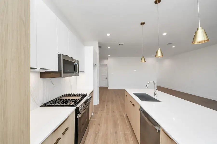 Furnished interior view inside a new home in Piccolina, Houston (Image 11).