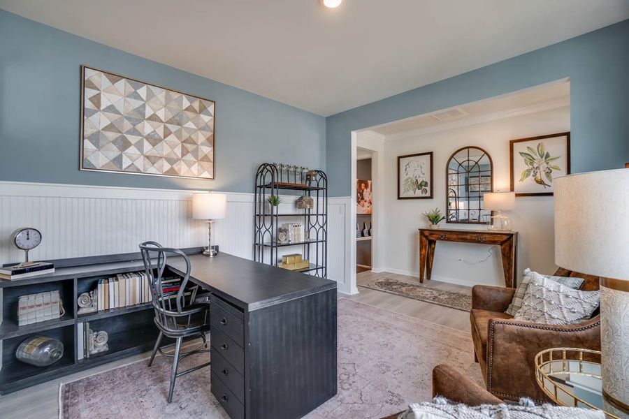 Representative furnished interior of a home built from the HAYDEN by D.R. Horton in Hartmann Crossing, Lebanon (Image 14).