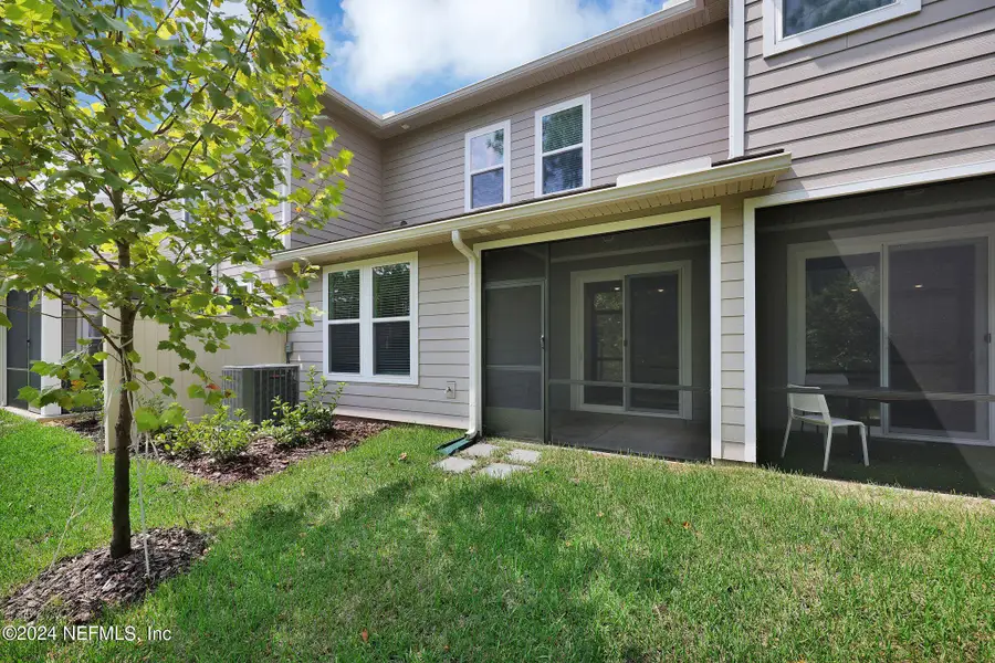 Exterior details and patio area of a home in , Ponte Vedra (Image 4).
