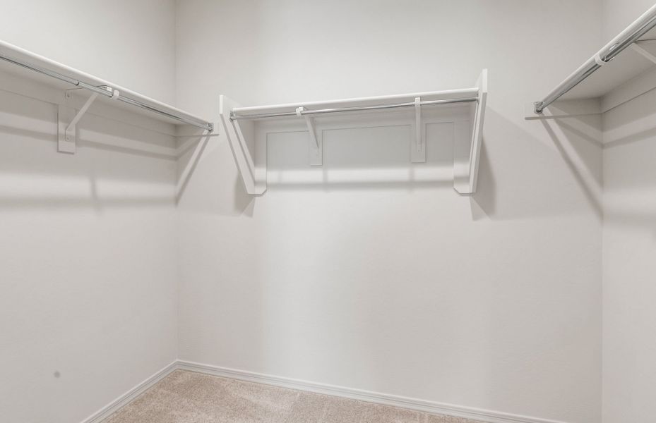 Spacious, unfurnished interior of a new home in Hayden Estates, Buckeye (Image 17). Spacious, unfurnished interior of a new home in Hayden Estates, Buckeye (Image 17).