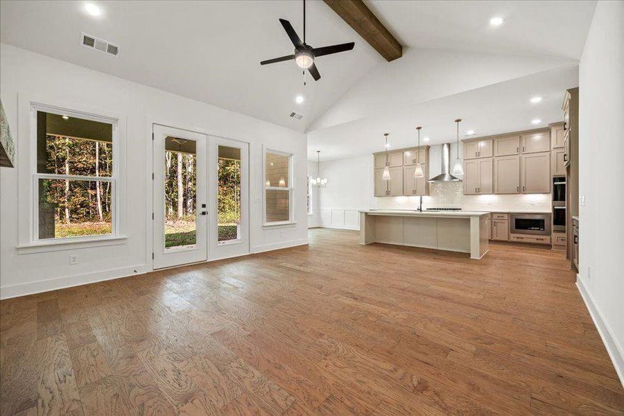 Spacious, unfurnished interior of a new home in , Gainesville (Image 41).