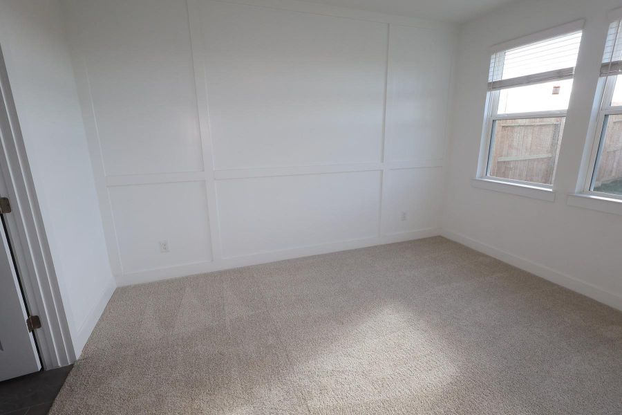 Spacious primary suite