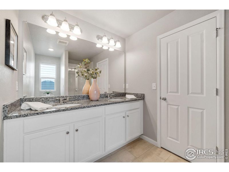 Furnished interior view inside a new home in Pintail Commons at Johnstown Village, Johnstown (Image 26).