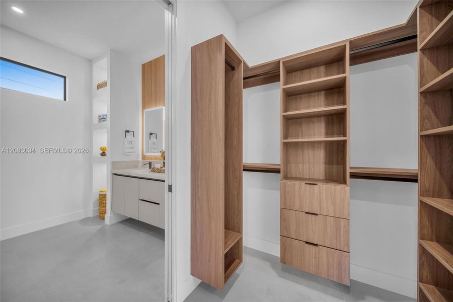 Furnished interior view inside a new home in , Cape Coral (Image 38).