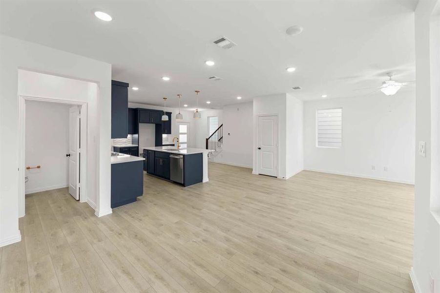 Spacious, unfurnished interior of a new home in Sereno Oaks at Buckner Terrace, Dallas (Image 14).